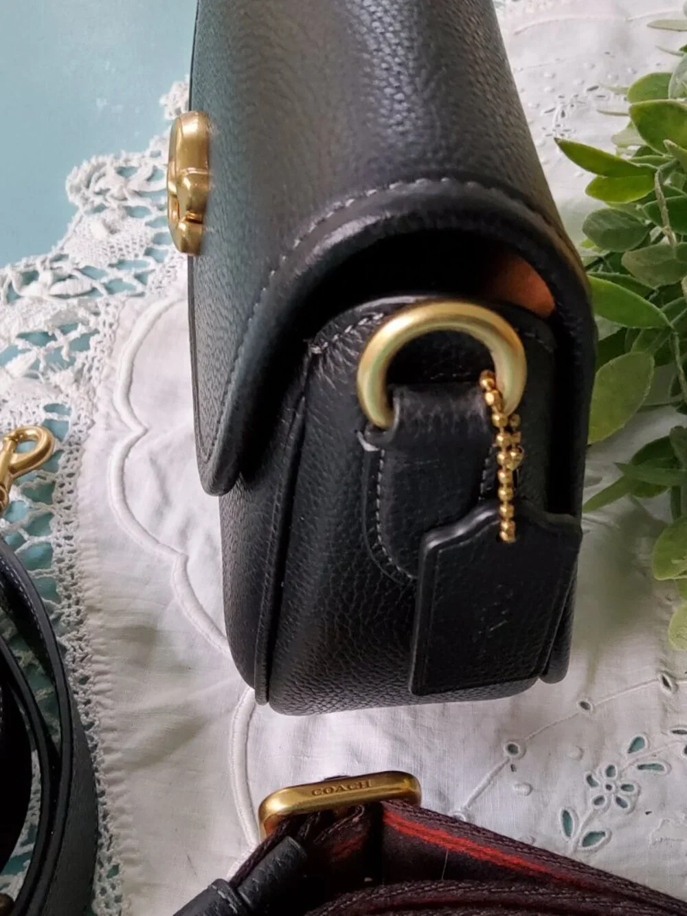 Like New Coach Willow Saddle Bag in Black CA094